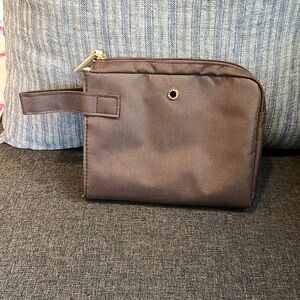 Bvlgari Emirates cosmetic bag